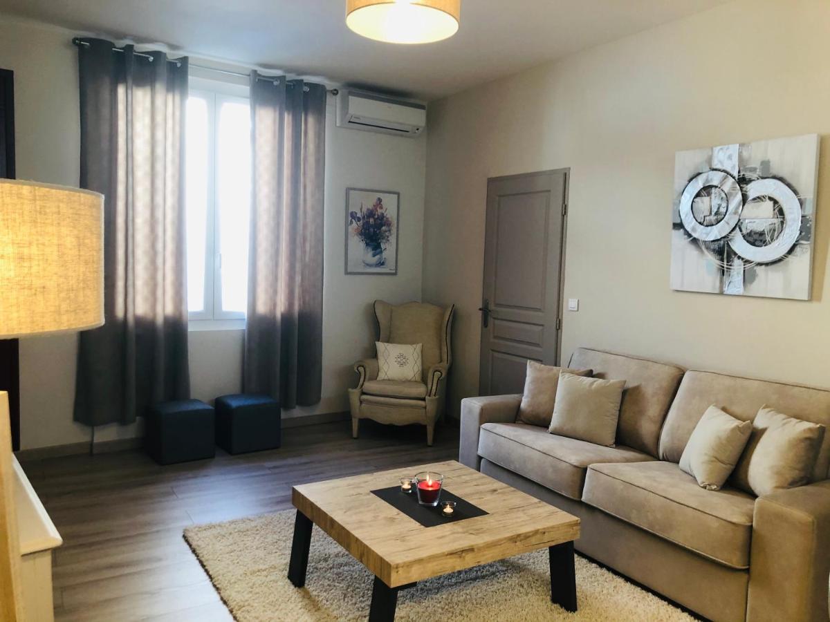 Les Volets Rouges Apartment Cavaillon Exterior photo